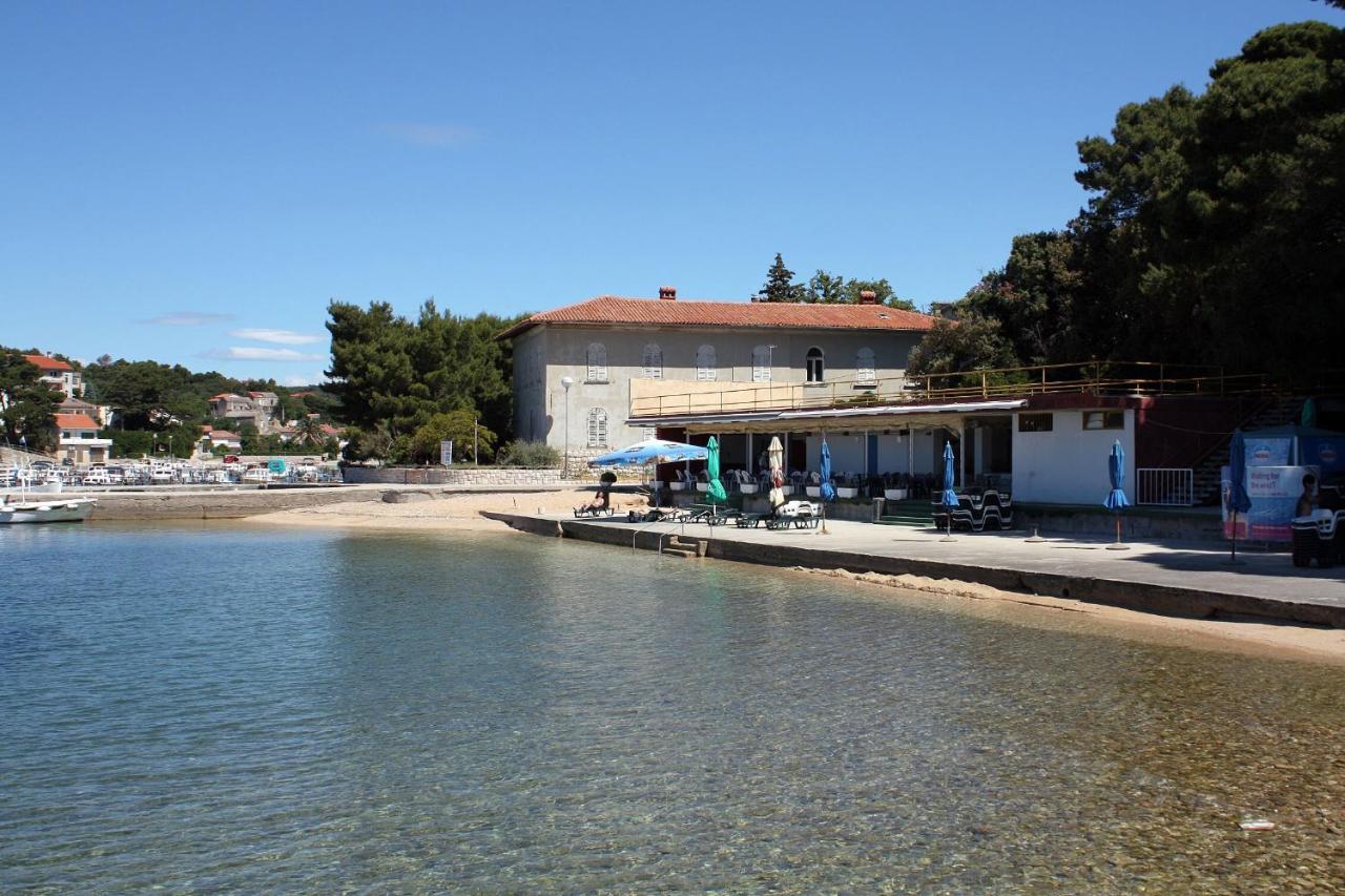 Apartments And Rooms By The Sea Palit, Rab - 5010 Екстер'єр фото
