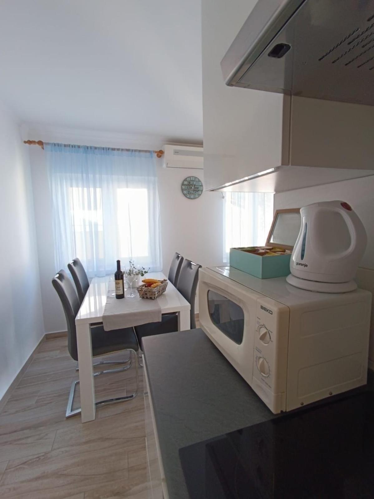 Apartments And Rooms By The Sea Palit, Rab - 5010 Номер фото